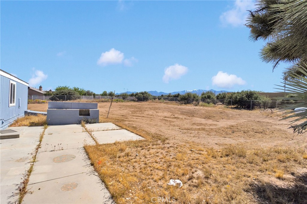 8074 Mira Mar Road Phelan, CA 92371 - Photo 35 of 49