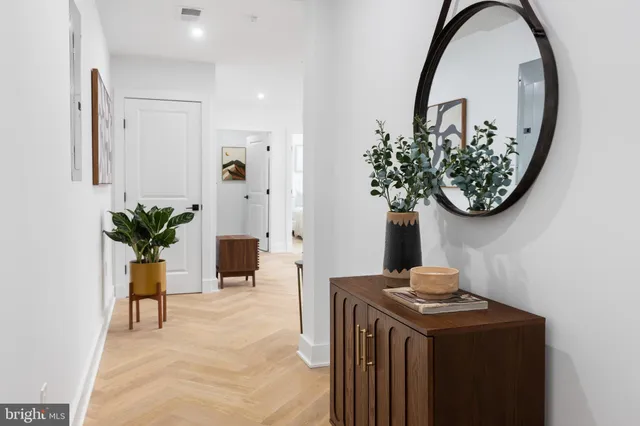 $374,900 | 1124 Florida Street Northeast, Unit 209, Washington, DC 20002