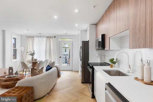 $374,900 | 1124 Florida Street Northeast, Unit 209, Washington, DC 20002