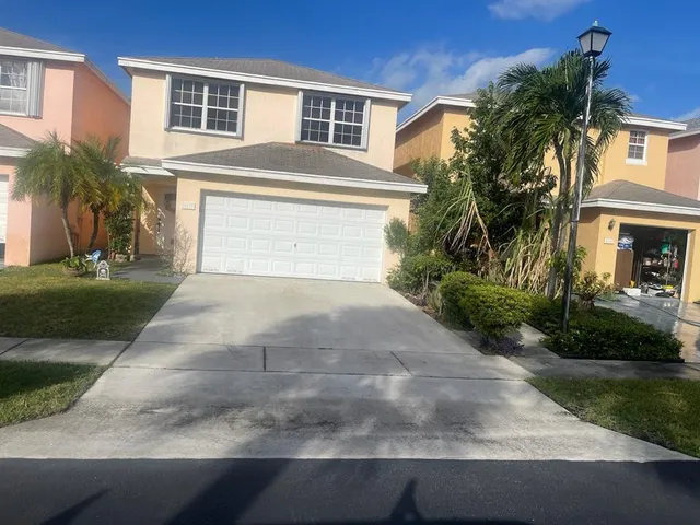 $3,800 | 4151 Eastridge Circle, Deerfield Beach, FL 33064