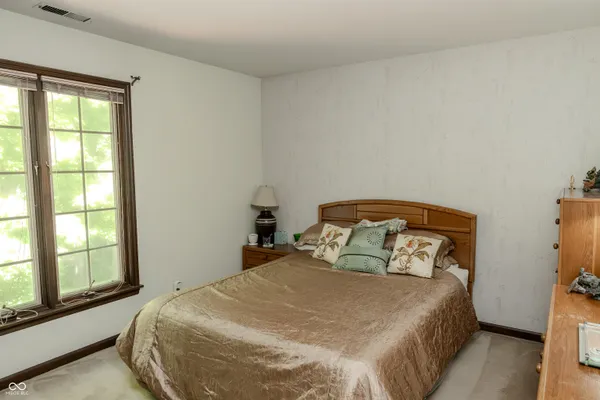 $380,000 | 1958 West Twin Oaks Court, Crawfordsville, IN 47933
