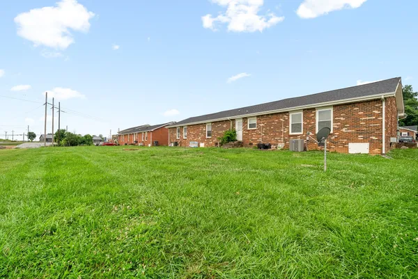 $950 | 147 Darlene Drive, Unit C, Clarksville, TN 37042