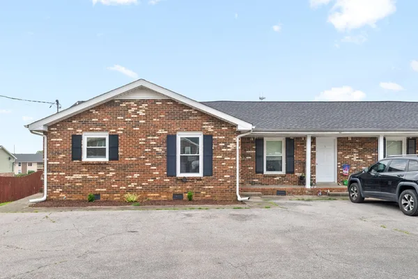 $950 | 147 Darlene Drive, Unit C, Clarksville, TN 37042