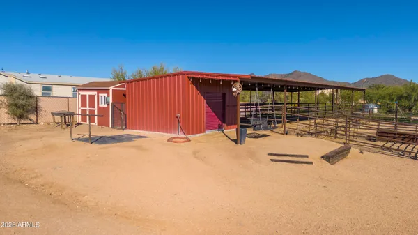 $588,000 | 39624 North Central Avenue, Phoenix, AZ 85086
