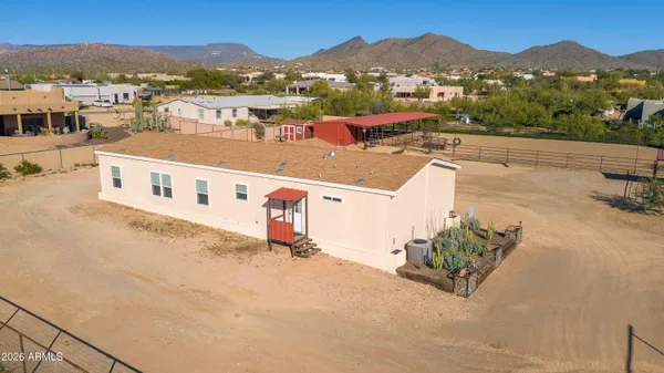 $588,000 | 39624 North Central Avenue, Phoenix, AZ 85086