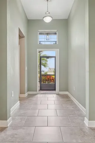 a view of entryway with a front door
