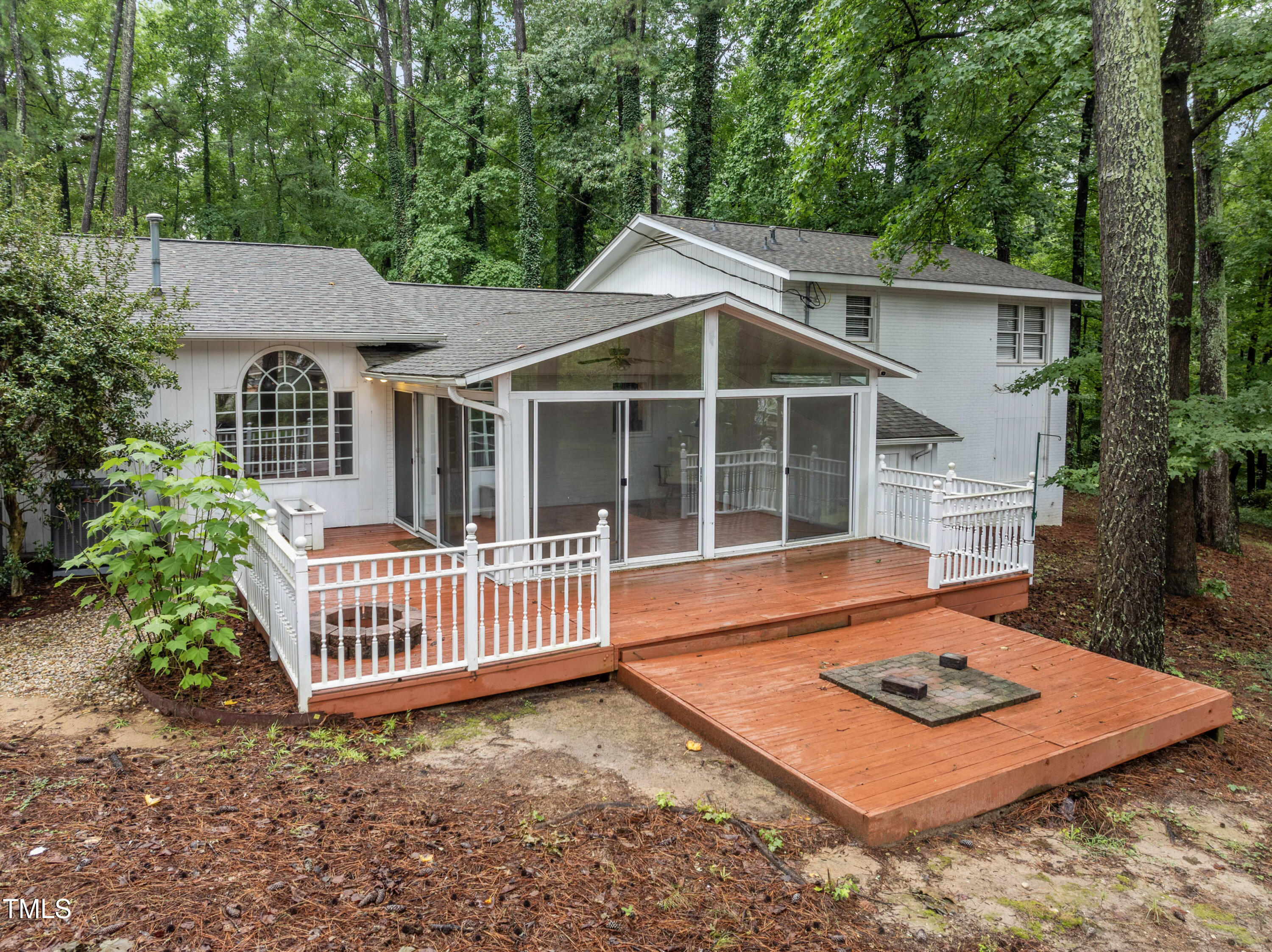 3872 Hope Valley Road Durham, NC 27707 - Photo 3 of 49 front view of a house with a yard
