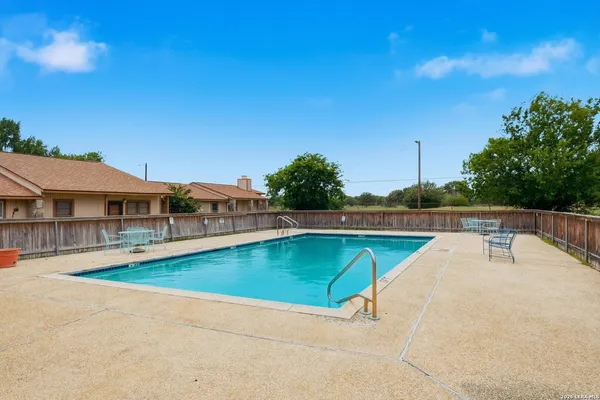 $140,000 | 1051 Country Club Drive, Unit M45, Seguin, TX 78155