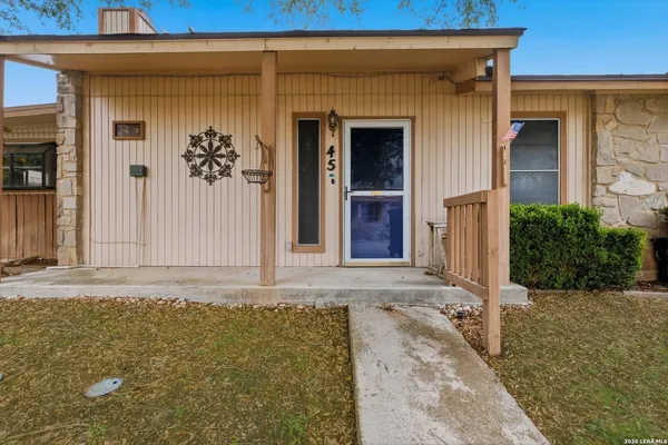 $140,000 | 1051 Country Club Drive, Unit M45, Seguin, TX 78155