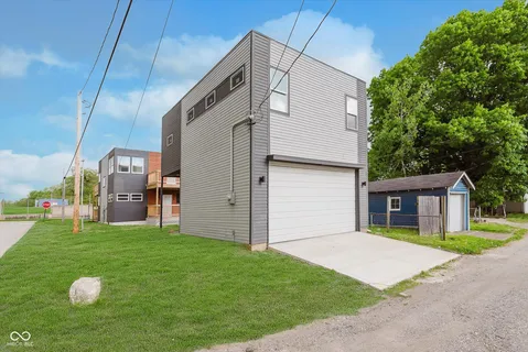 $350,000 | 2302 South Pennsylvania Street, Indianapolis, IN 46225