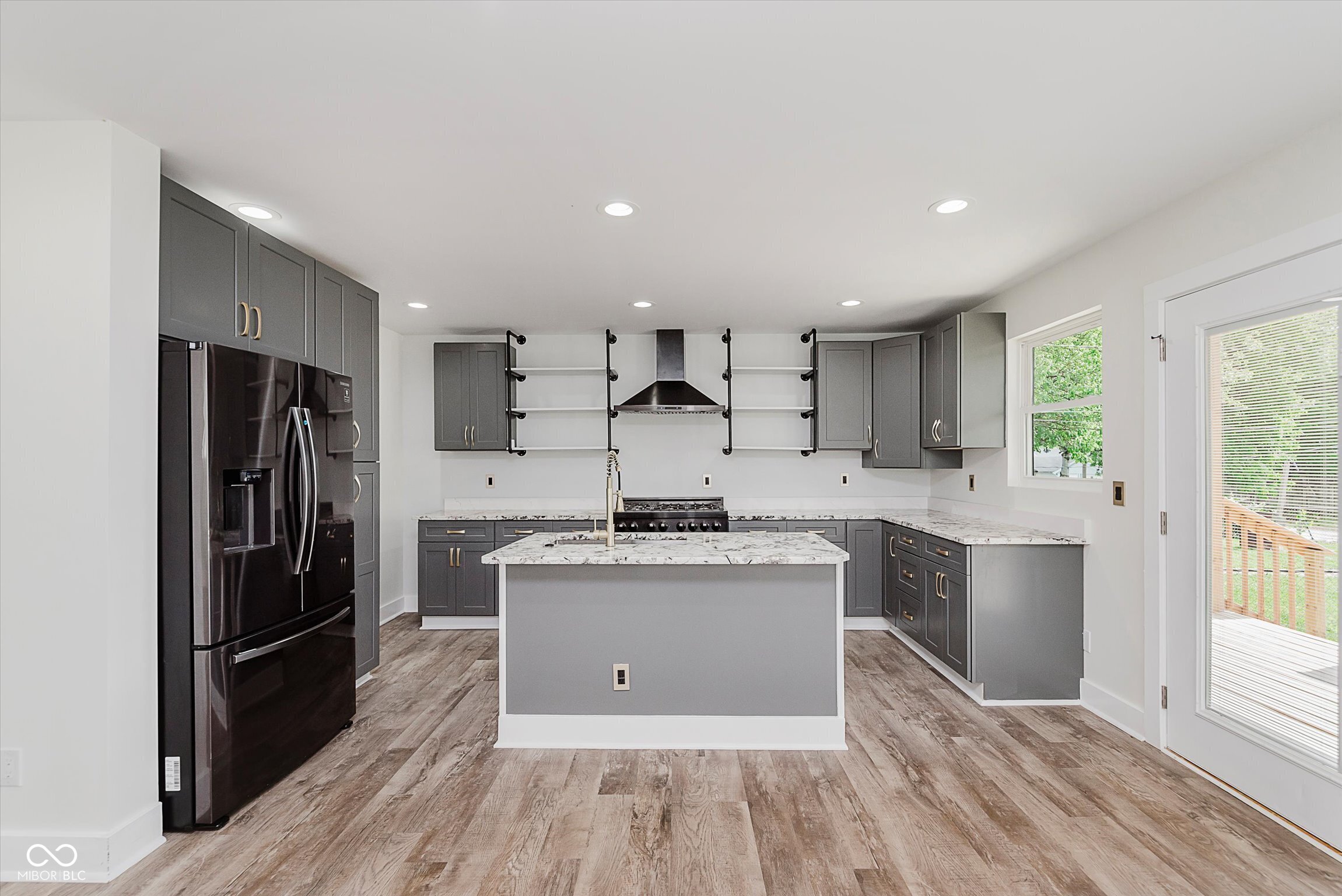 2302 South Pennsylvania Street Indianapolis, IN 46225 - Photo 7 of 41