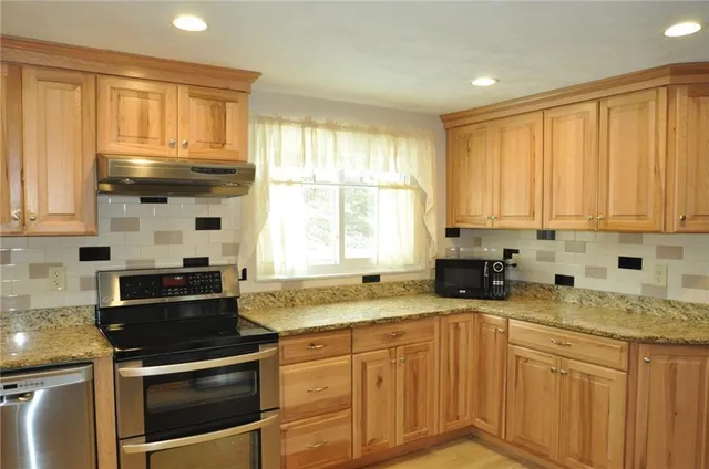 $185,000 | 336 Glencoe Drive, West Mifflin, PA 15122