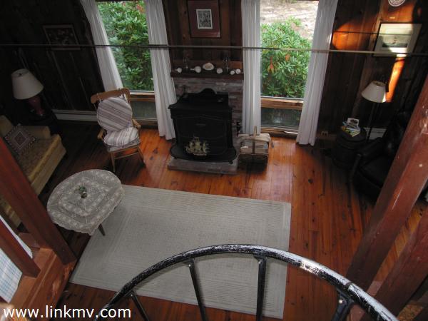 10 R Pulpit Rock Road Oak Bluffs, MA 02557 - Photo 4 of 10 Gallery Image 4