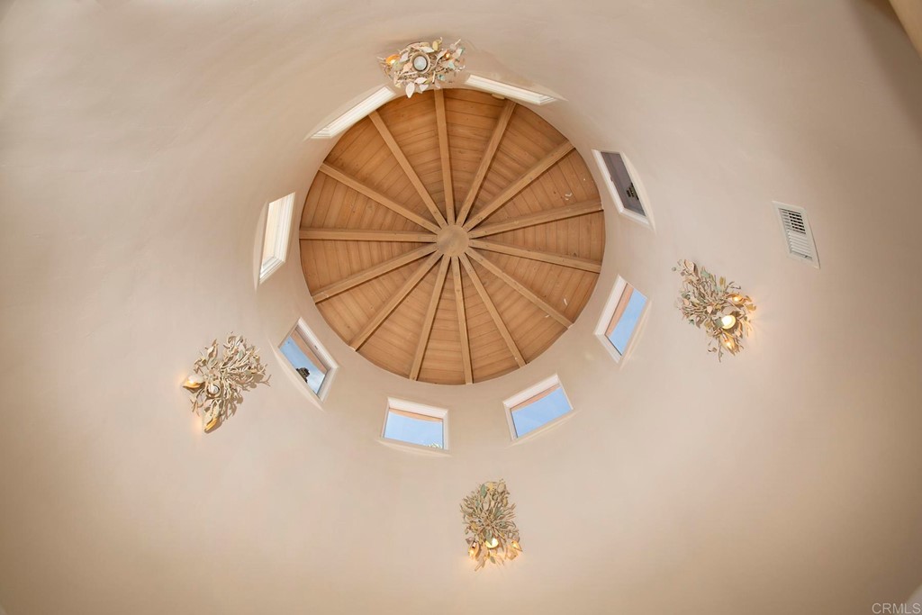 6944 Rancho Cielo Rancho Santa Fe, CA 92067 - Photo 13 of 37