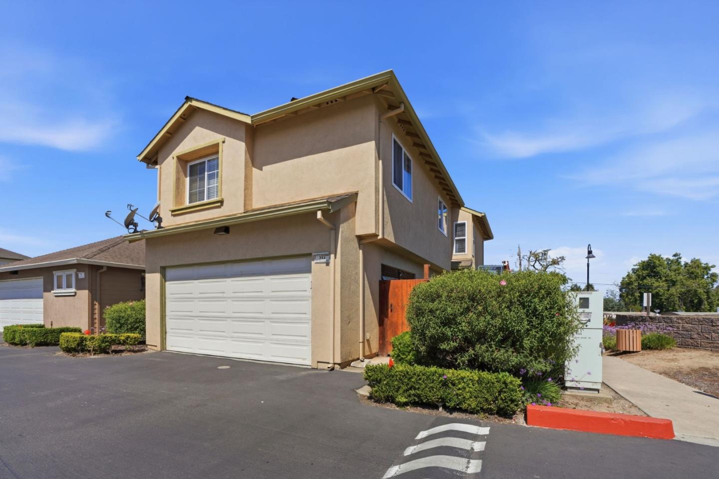 352 San Juan Grade Road Salinas, CA 93906 - Photo 3 of 11