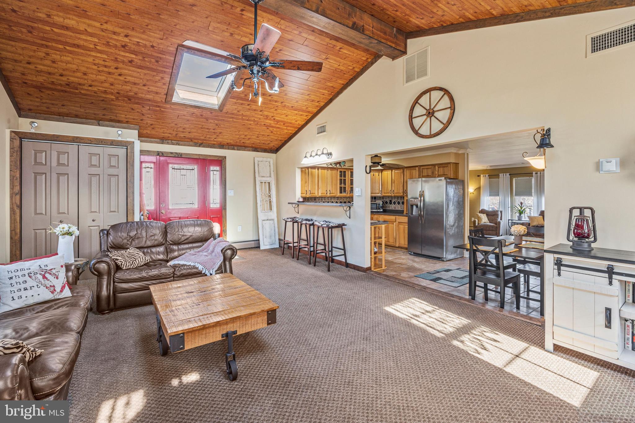 115 Hedge Road Levittown, PA 19056 - Photo 16 of 29 Gallery Image 16