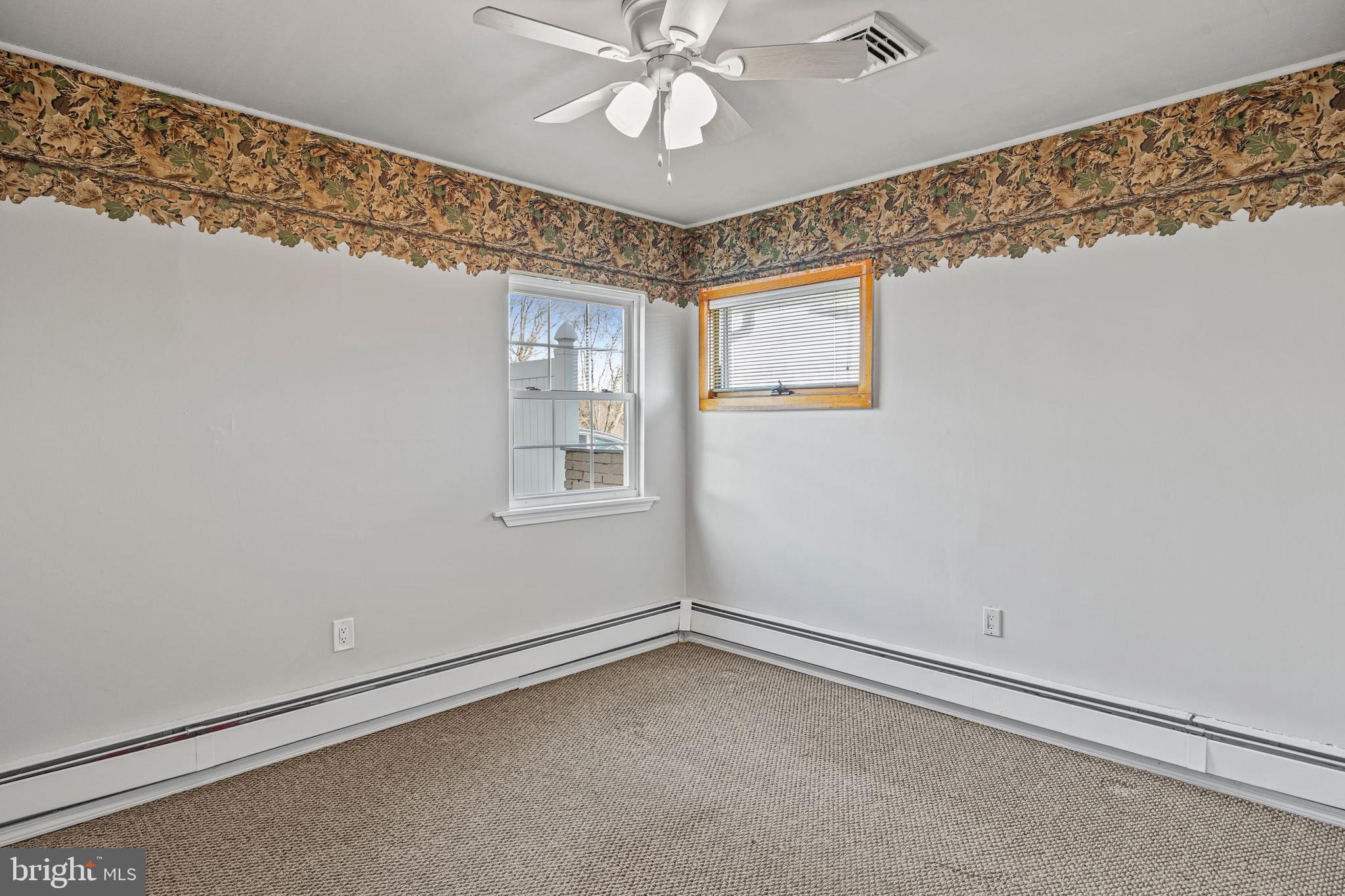115 Hedge Road Levittown, PA 19056 - Photo 20 of 29 Gallery Image 20