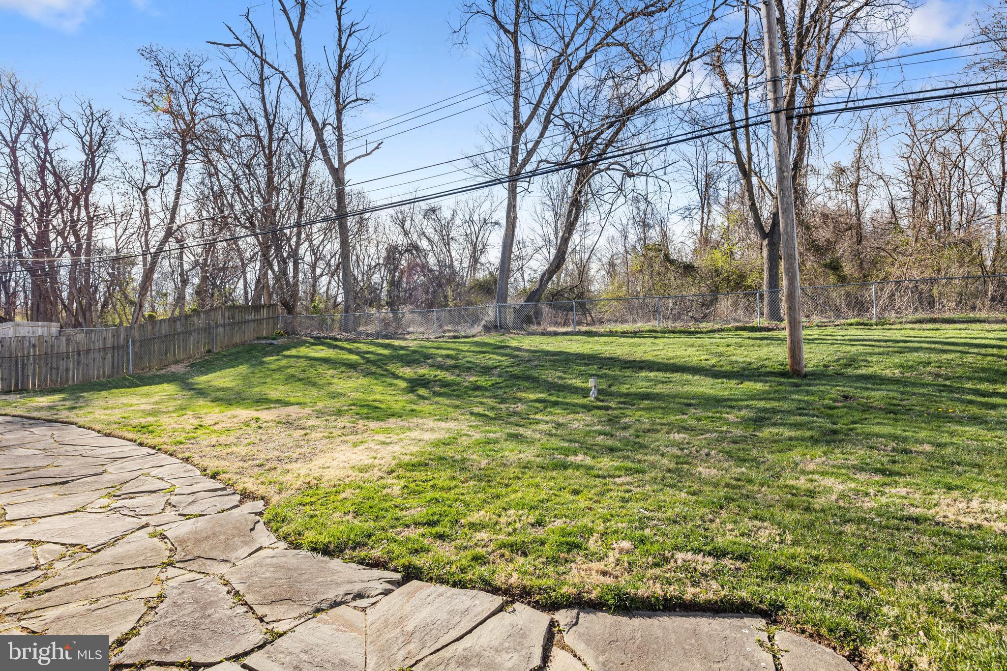 115 Hedge Road Levittown, PA 19056 - Photo 26 of 29 Gallery Image 26