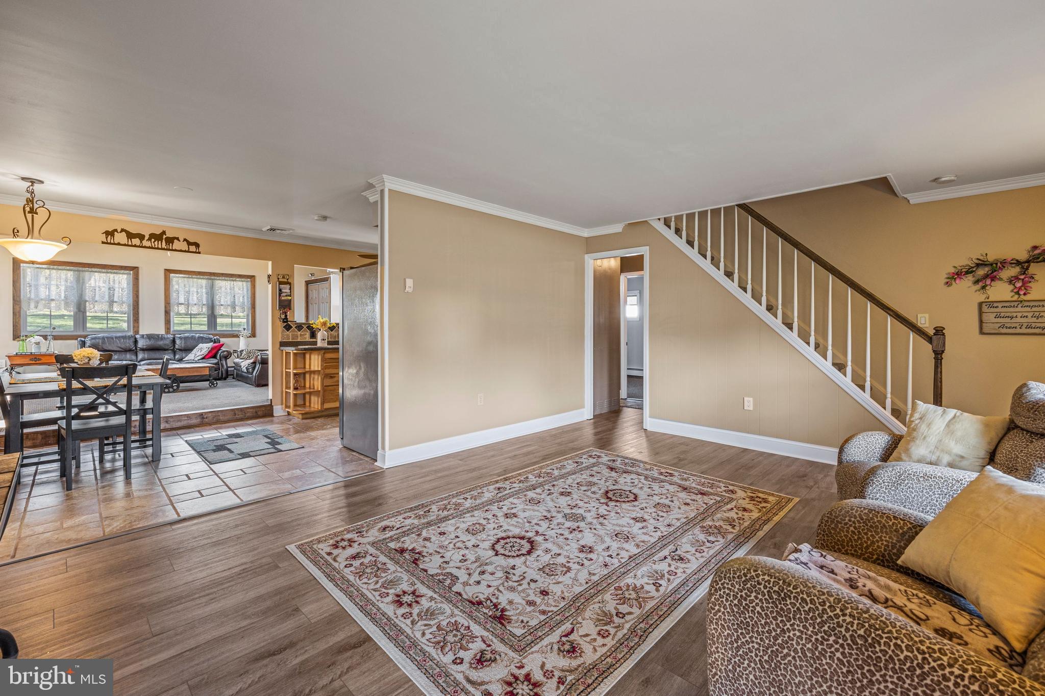 115 Hedge Road Levittown, PA 19056 - Photo 9 of 29 Gallery Image 9