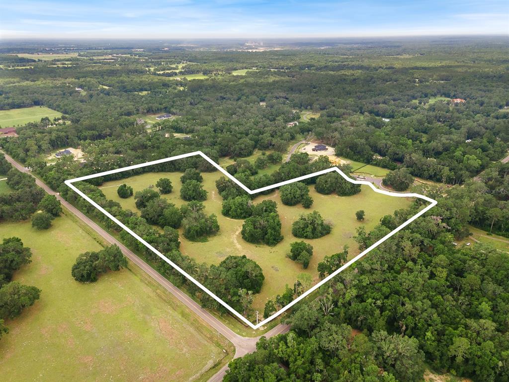 241 241st Newberry, FL 32669 - Photo 8 of 30 a view of a balcony with ocean view