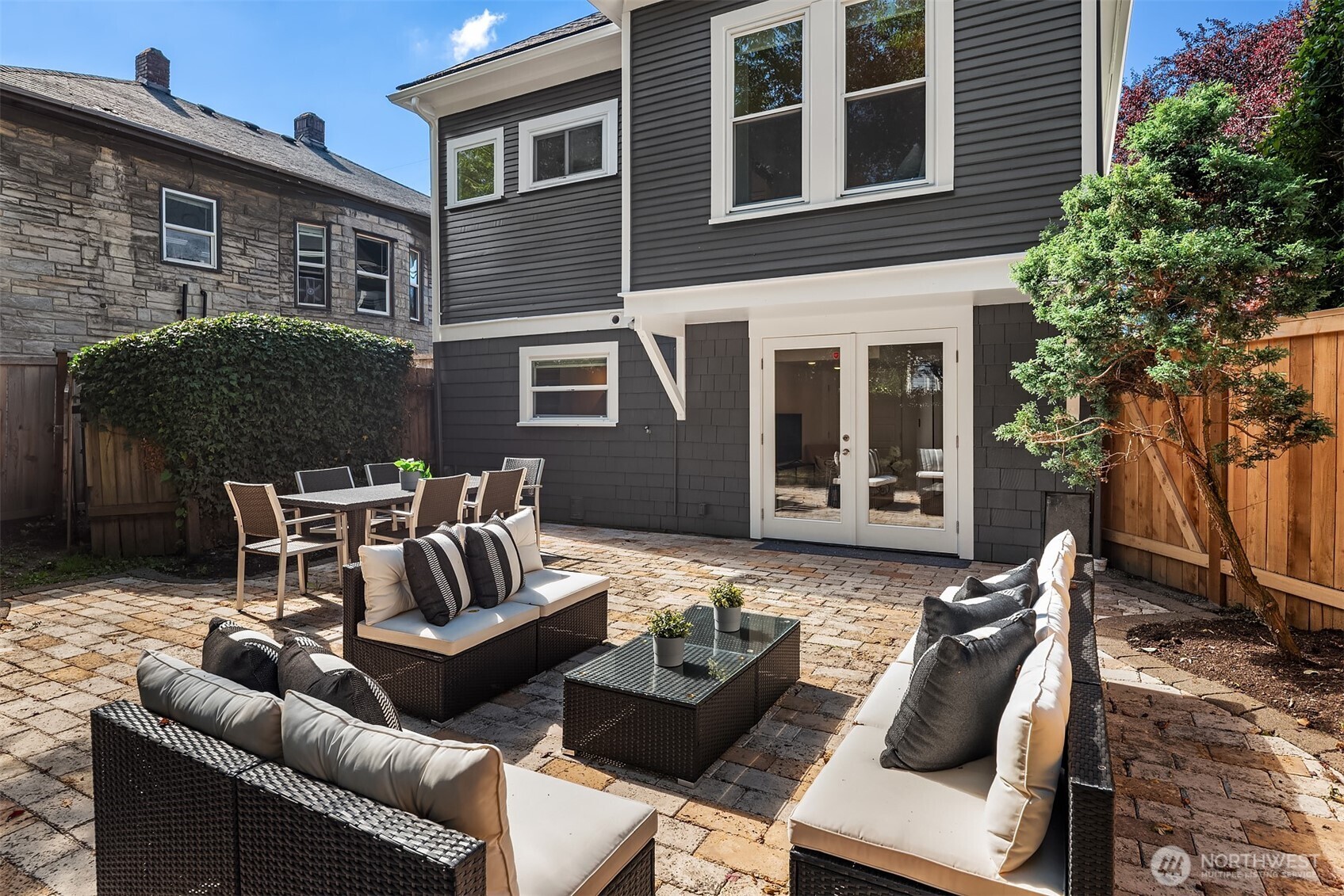 830 Northeast 59th Street Seattle, WA 98105 - Photo 28 of 35