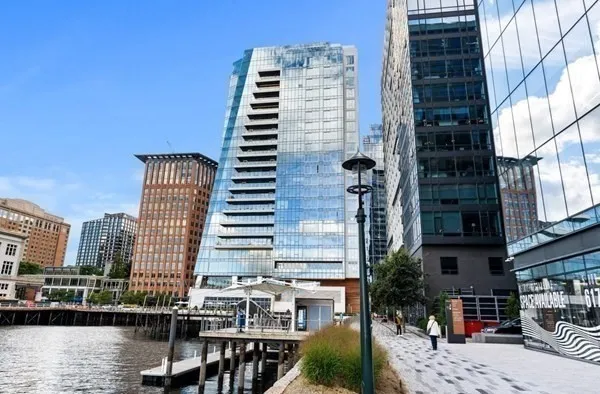 $8,900 | 150 Seaport Boulevard, Unit 14A, Boston, MA 02210