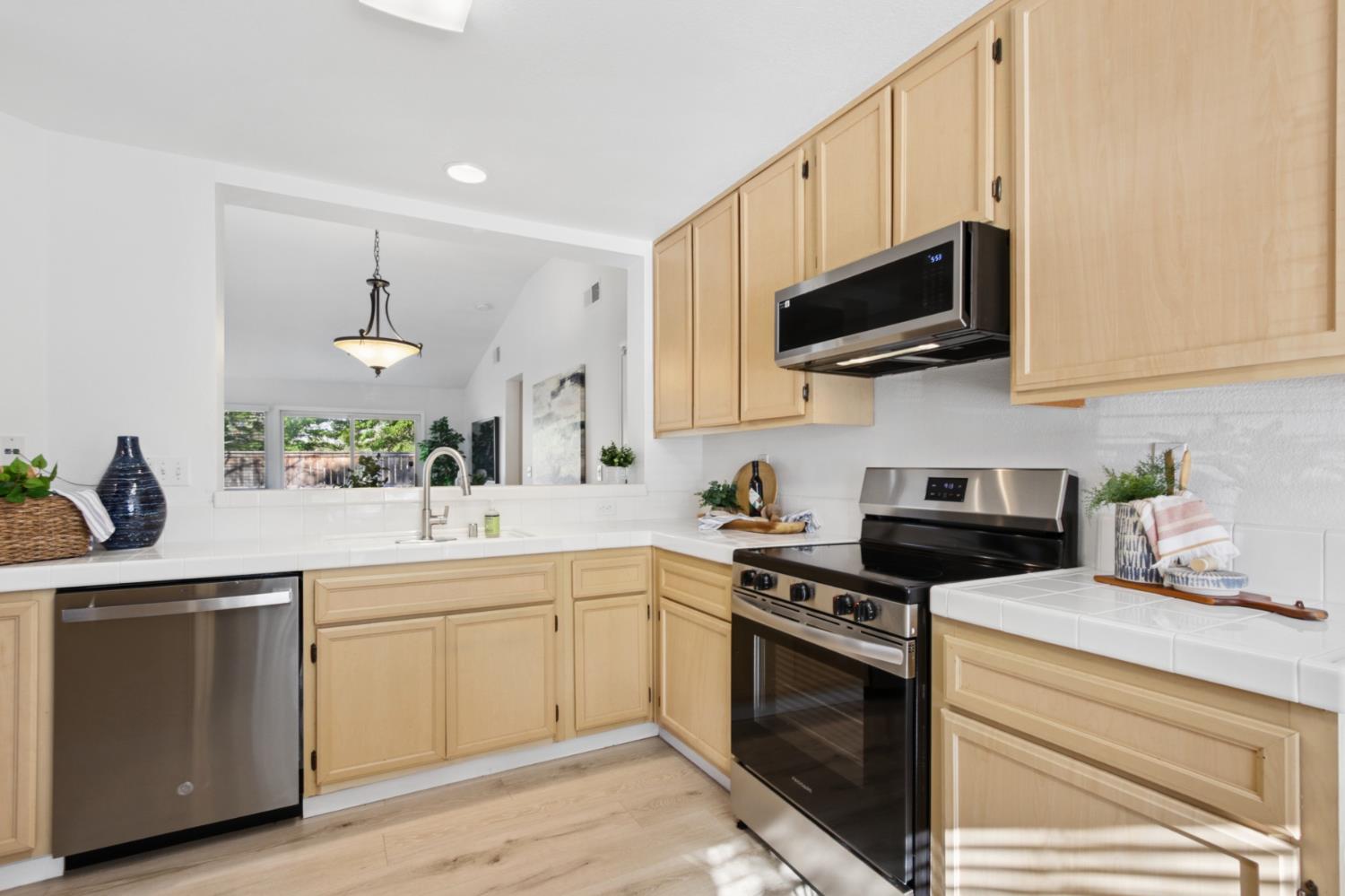 2345 Roualt Street Davis, CA 95618 - Photo 21 of 45