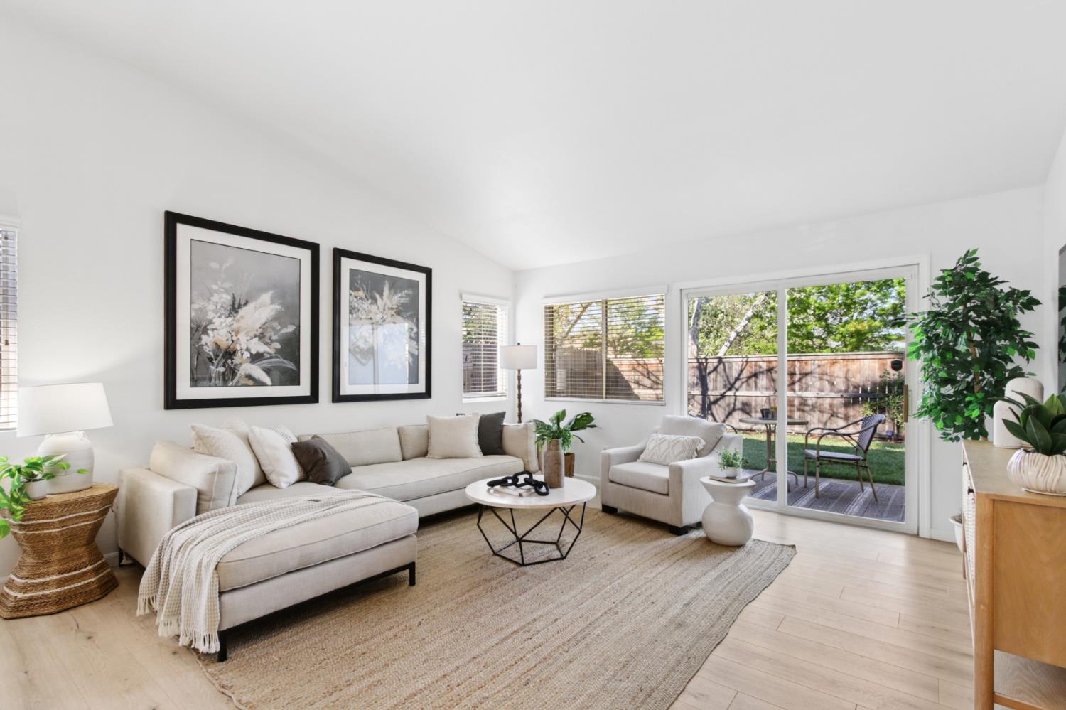 2345 Roualt Street Davis, CA 95618 - Photo 9 of 45