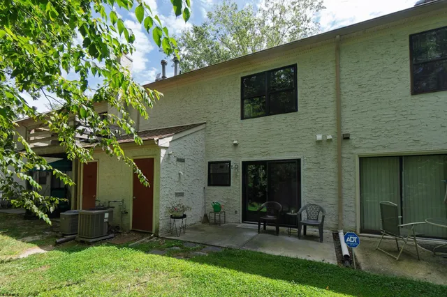 $239,000 | 4505 Concord Place, Unit 86, Mays Landing, NJ 08330
