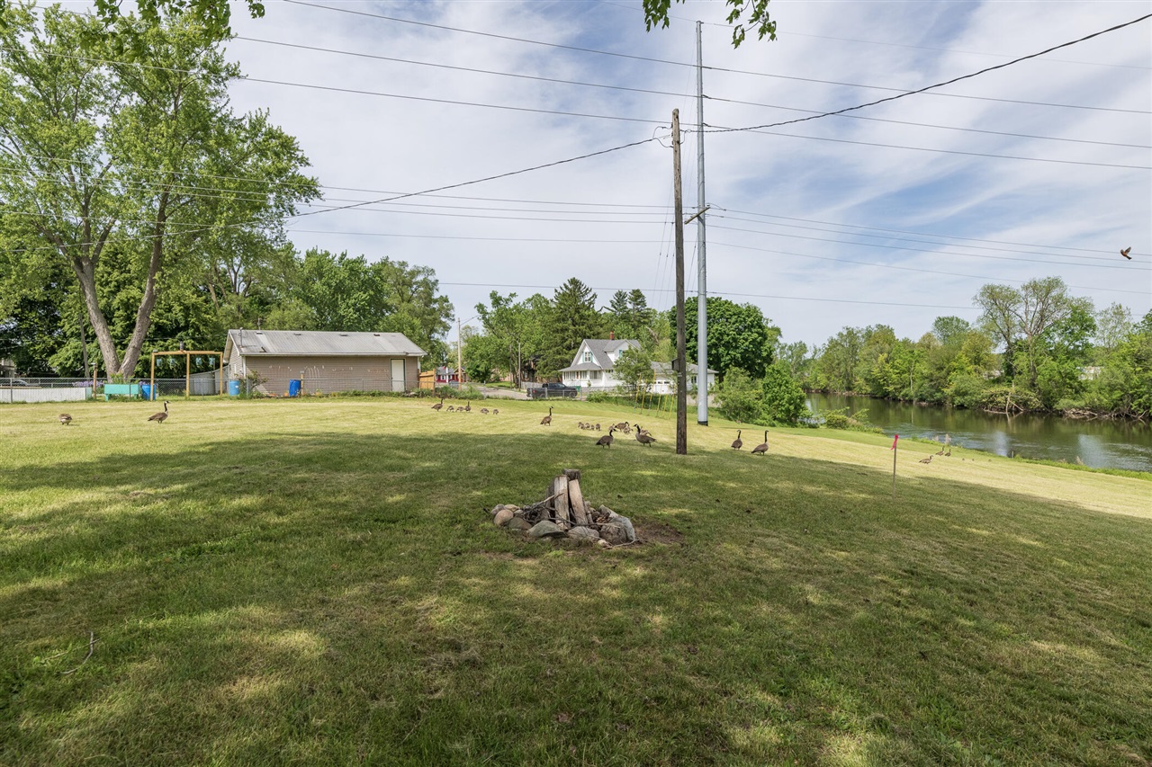 810 Constantine Street Three Rivers, MI 49093 - Photo 29 of 39