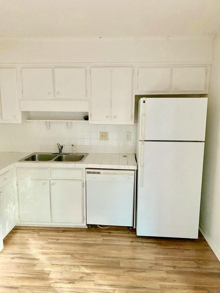 907 Royal Tern Lane, Unit D Mount Pleasant, SC 29464 - Photo 12 of 21 tempImage7ZW5TY