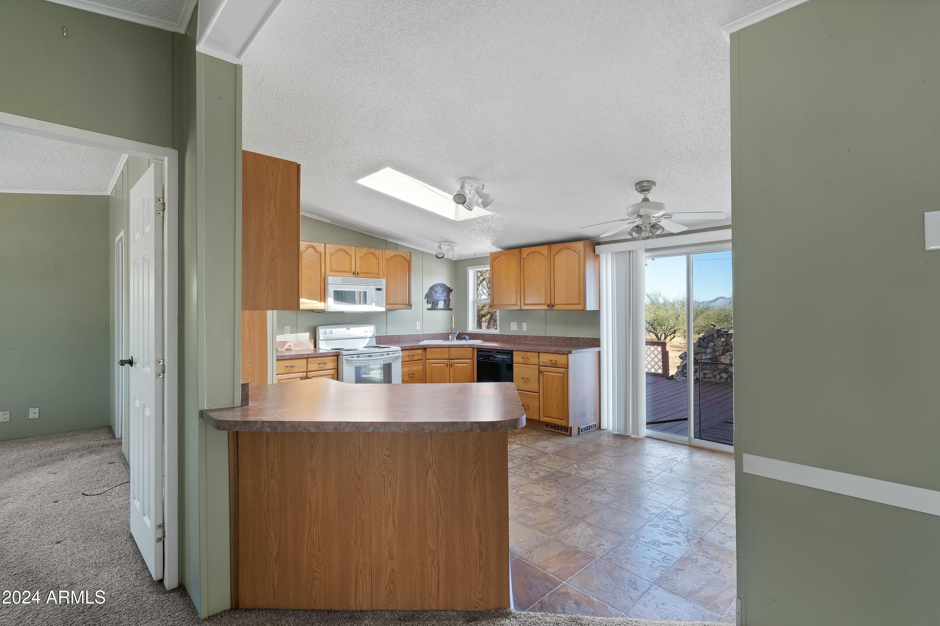 9771 East Rocking W Ranch Road Hereford, AZ 85615 - Photo 7 of 31 7 Interior
