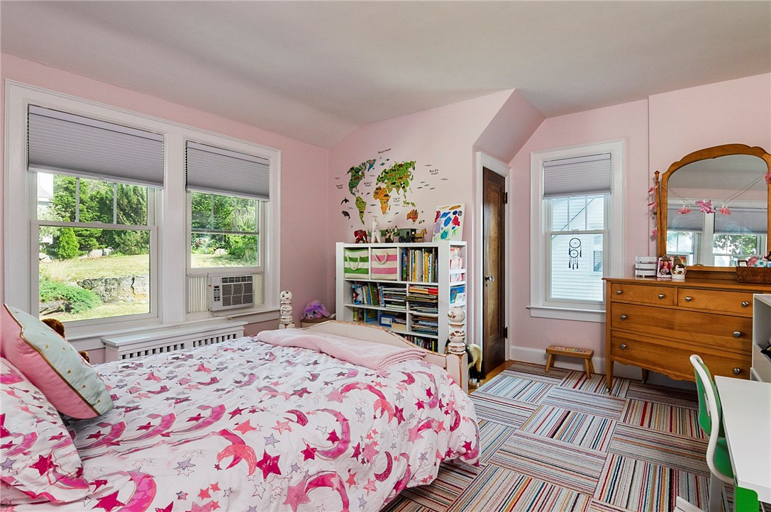 29 Spruce Street Westerly, RI 02891 - Photo 14 of 23 Gallery Image 14