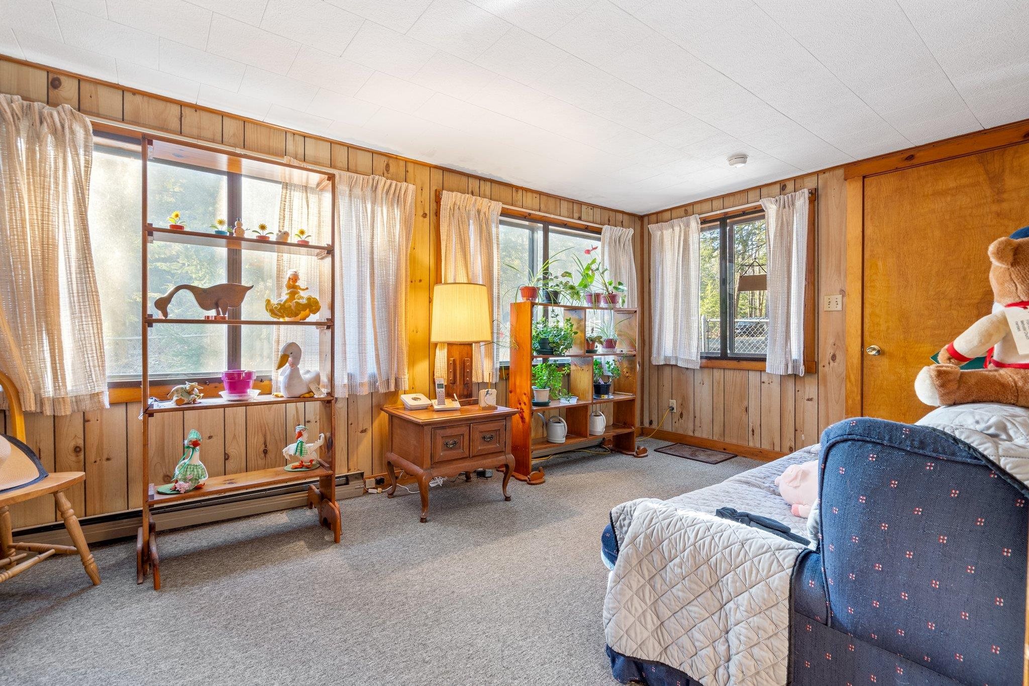 339 Beard Road Hillsborough, NH 03244 - Photo 12 of 41 Gallery Image 12