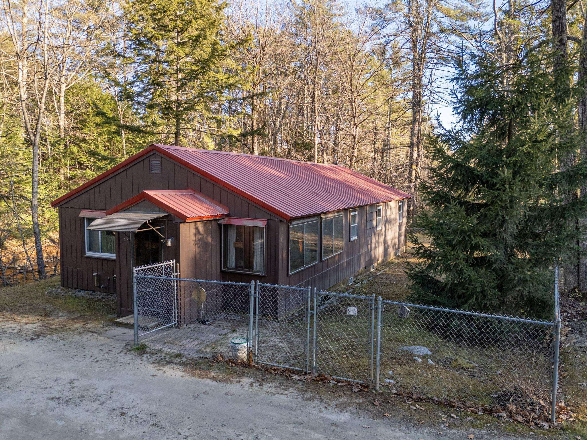 339 Beard Road Hillsborough, NH 03244 - Photo 10 of 41 Gallery Image 10