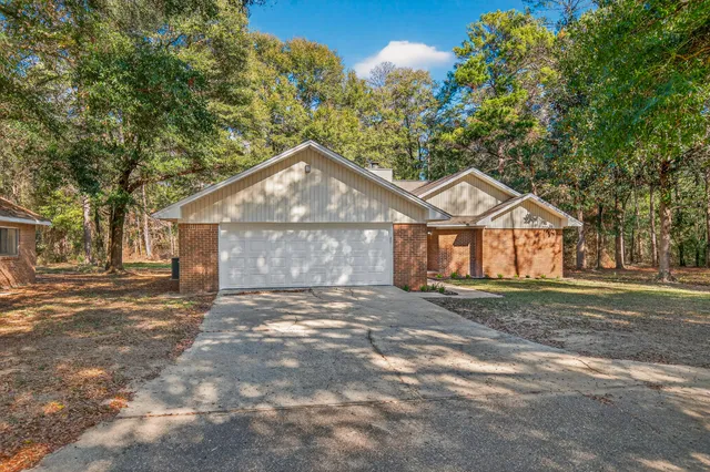 $469,900 | 4297 Edge Perry Road, Crestview, FL 32539