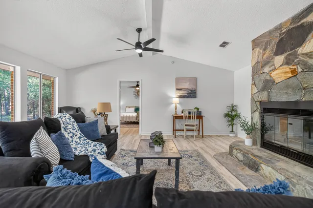 $469,900 | 4297 Edge Perry Road, Crestview, FL 32539