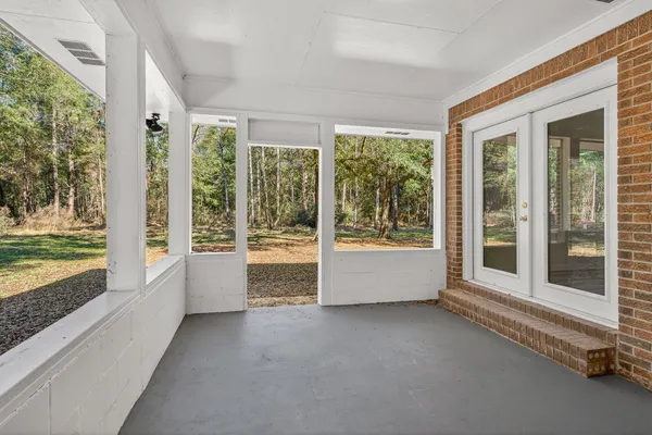 $469,700 | 4297 Edge Perry Road, Crestview, FL 32539