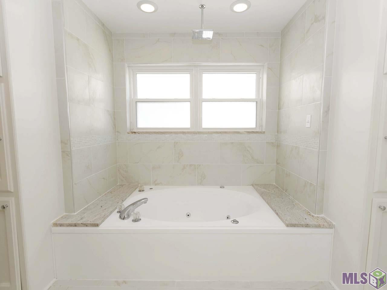 38390 Duplessis Road Prairieville, LA 70769 - Photo 12 of 19 Gallery Image 12