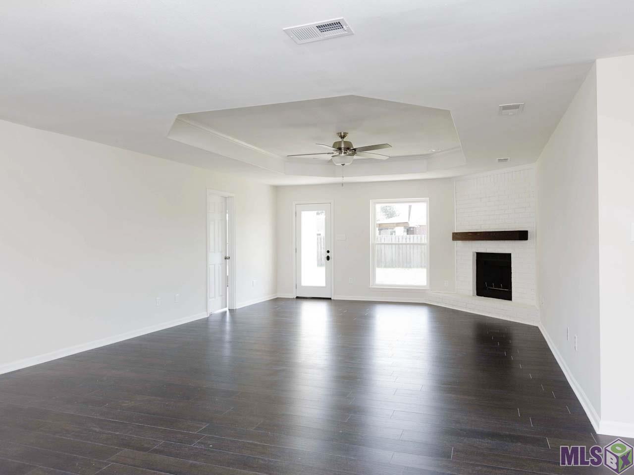 38390 Duplessis Road Prairieville, LA 70769 - Photo 6 of 19 Gallery Image 6