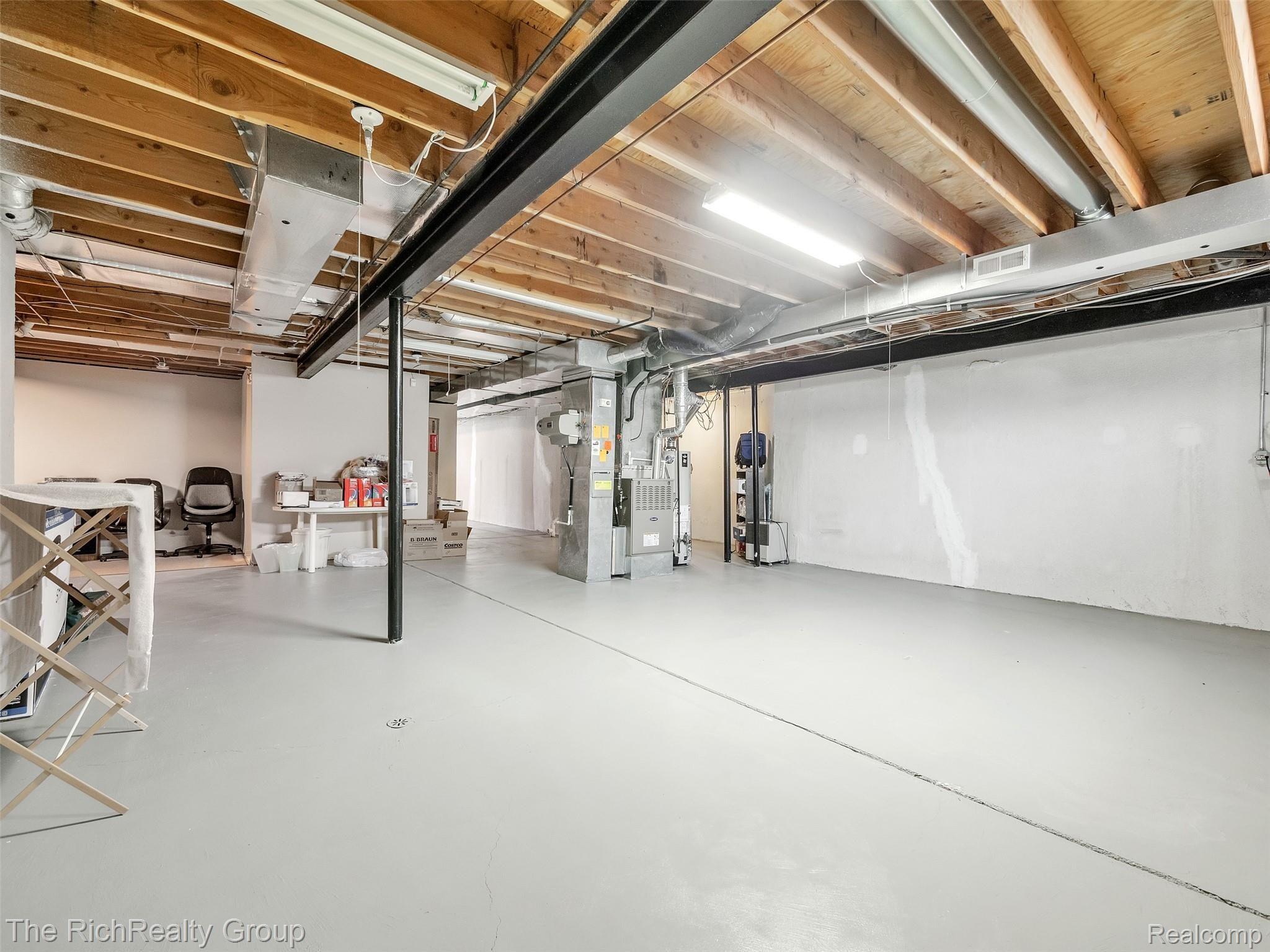 7053 Poppleton Road Canton, MI 48187 - Photo 40 of 63 7053 Poppleton Rd37.jpg