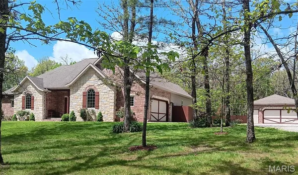 $638,900 | 24473 Remington Lane, Lebanon, MO 65536