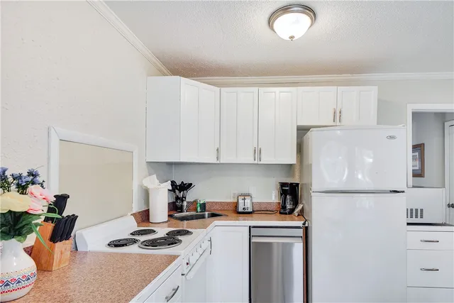 $239,000 | 1175 North Beachview Drive North, Unit 229, Jekyll Island, GA 31527