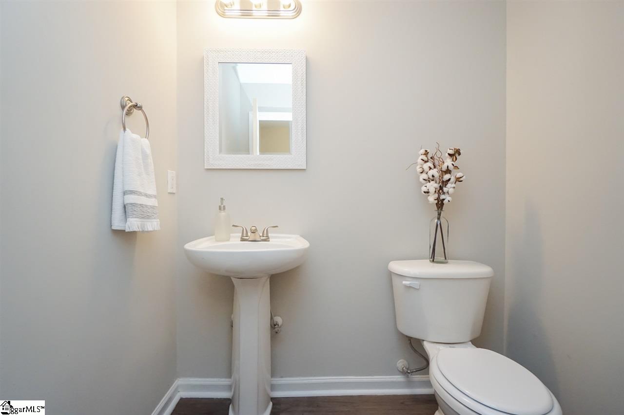 203 Hampton Ridge Drive Greer, SC 29651 - Photo 13 of 26 Gallery Image 13