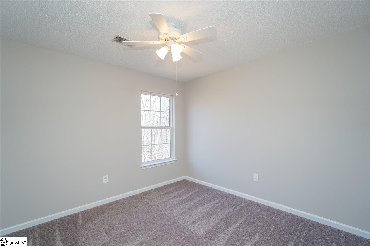203 Hampton Ridge Drive Greer, SC 29651 - Photo 18 of 26 Gallery Image 18