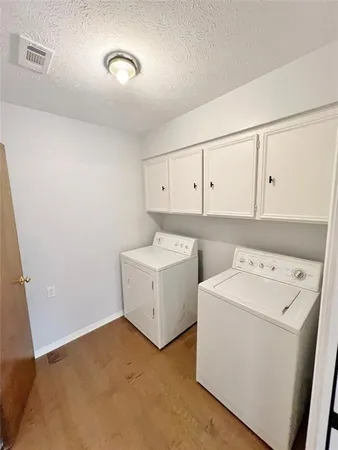 $3,250 | 411 High Brook Drive, Richardson, TX 75080