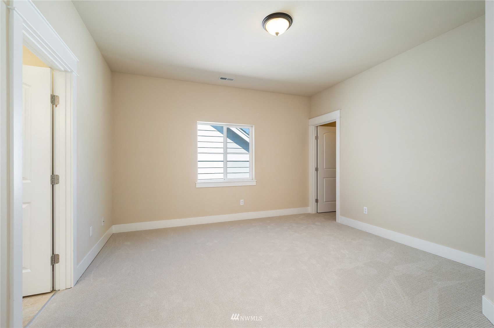 1369 Elma Place Northeast Renton, WA 98059 - Photo 19 of 35 Gallery Image 19