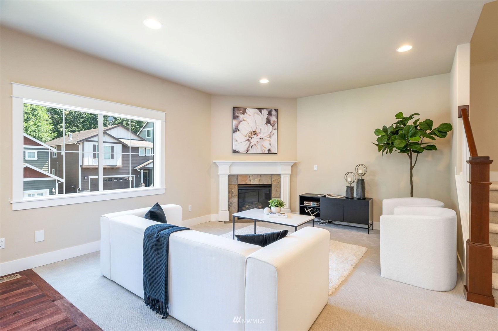 1369 Elma Place Northeast Renton, WA 98059 - Photo 3 of 35 Gallery Image 3