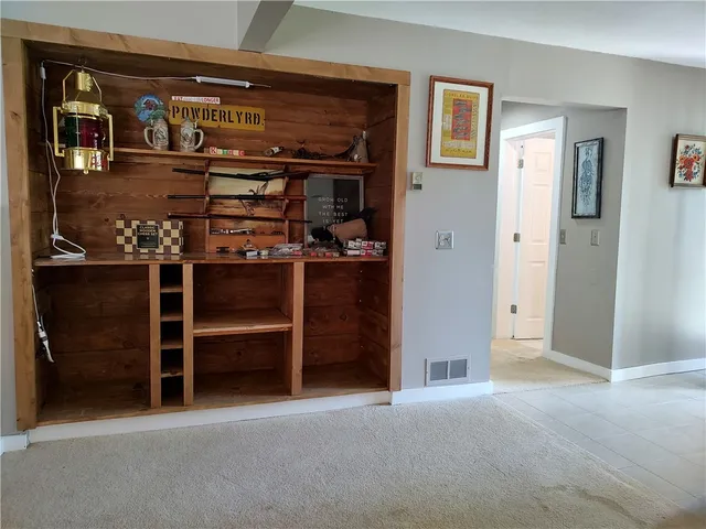 $299,900 | 137 Cayuga Street, Seneca Falls, NY 13148