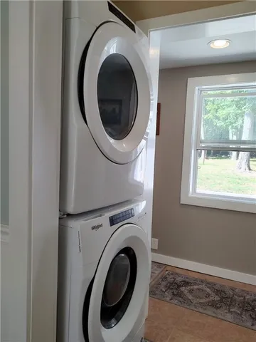 $299,900 | 137 Cayuga Street, Seneca Falls, NY 13148